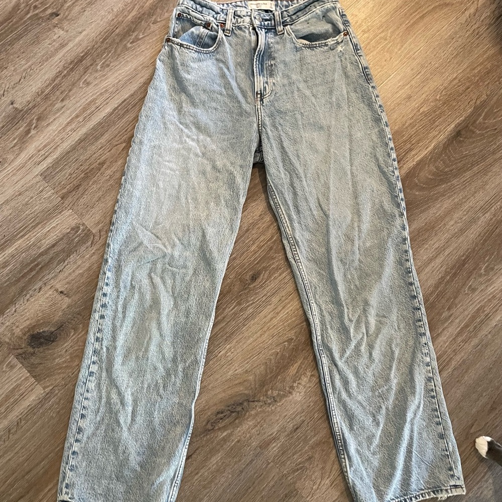 Abercrombie Curve Love Loose High Rise Denim Jeans